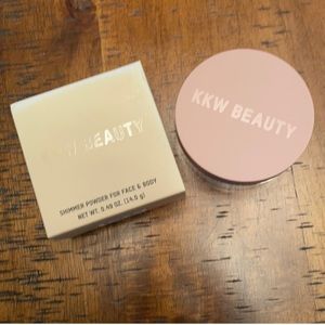 KKW face & body powder shimmer.